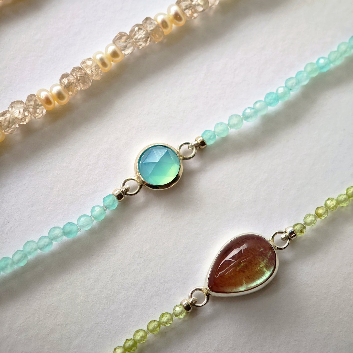 Armschmuck :via+: | Amazonit-Reihe mit Chalcedon-Center-Piece