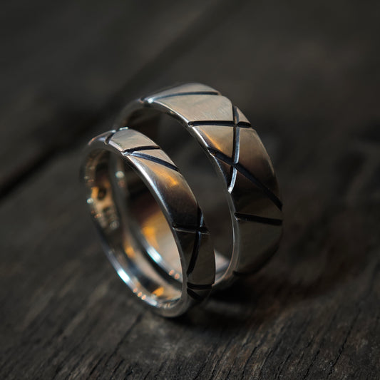 Partnerringe :linea: | Ring-Paar mit ineinanderlaufenden Linien