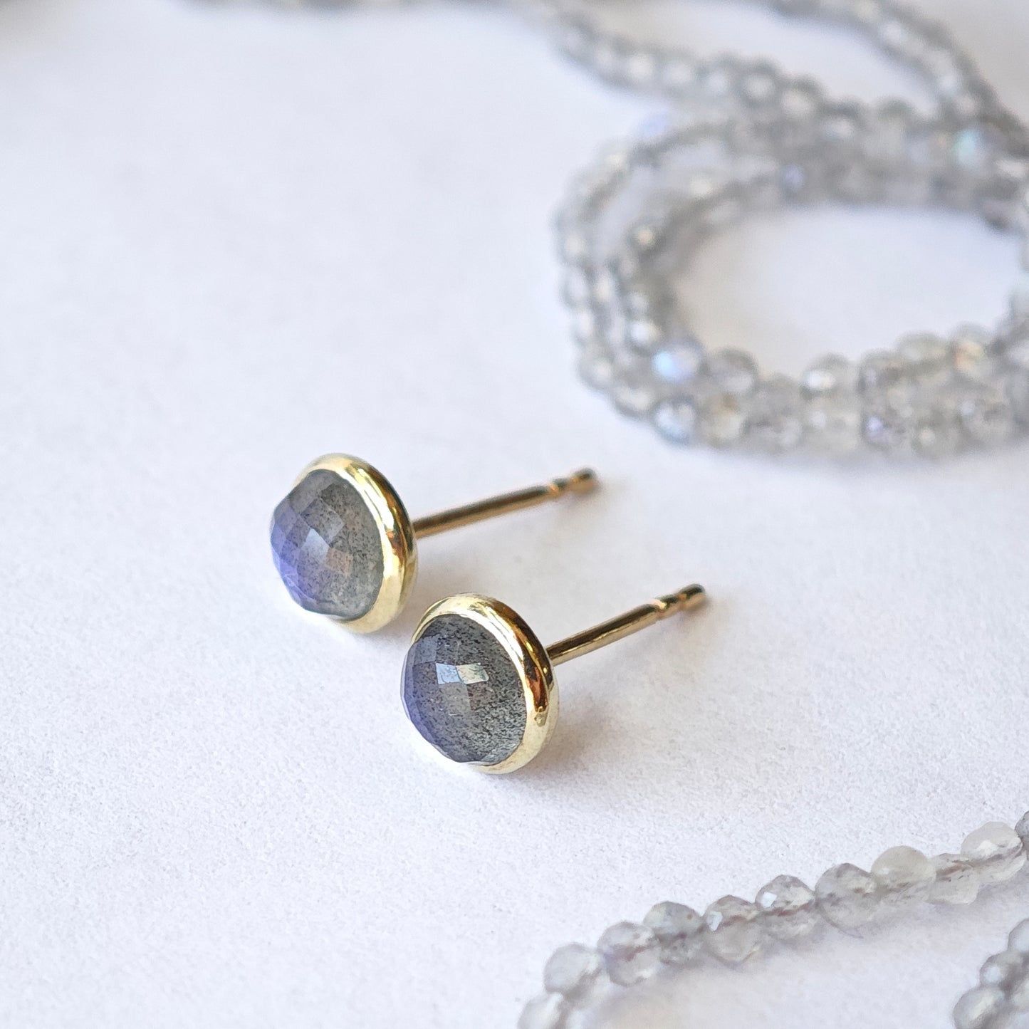 Ohrschmuck :luna: | Tiefgründiges Farbspiel in poliertem Gelbgold