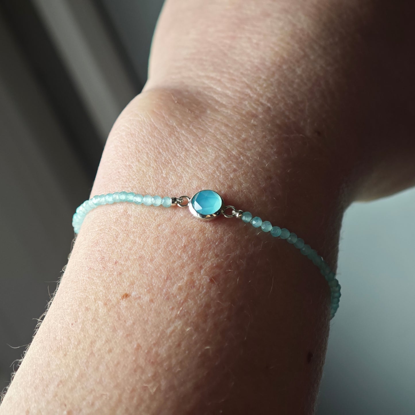 Armschmuck :via+: | Amazonit-Reihe mit Chalcedon-Center-Piece