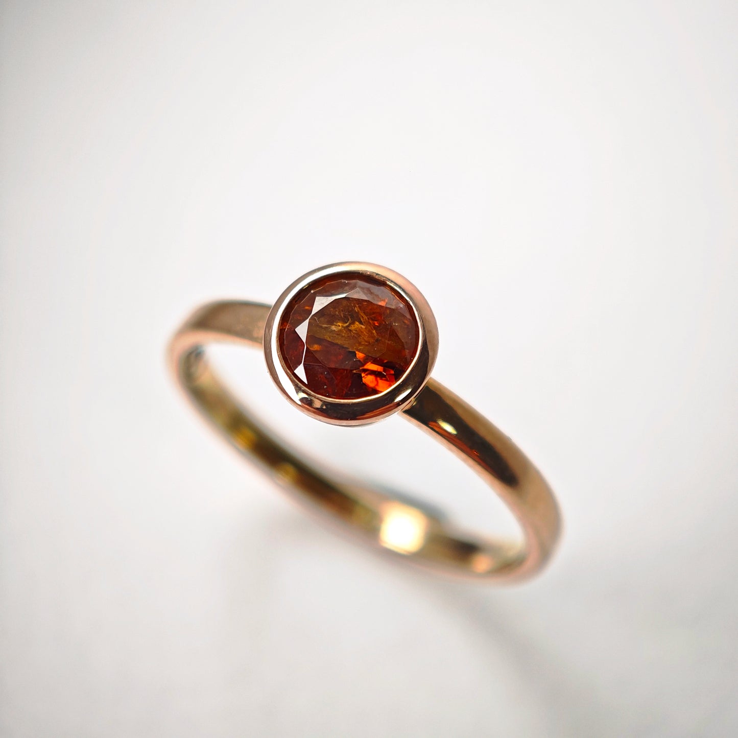 Ring :terra: | Rostrotes Feuer in Rotgold