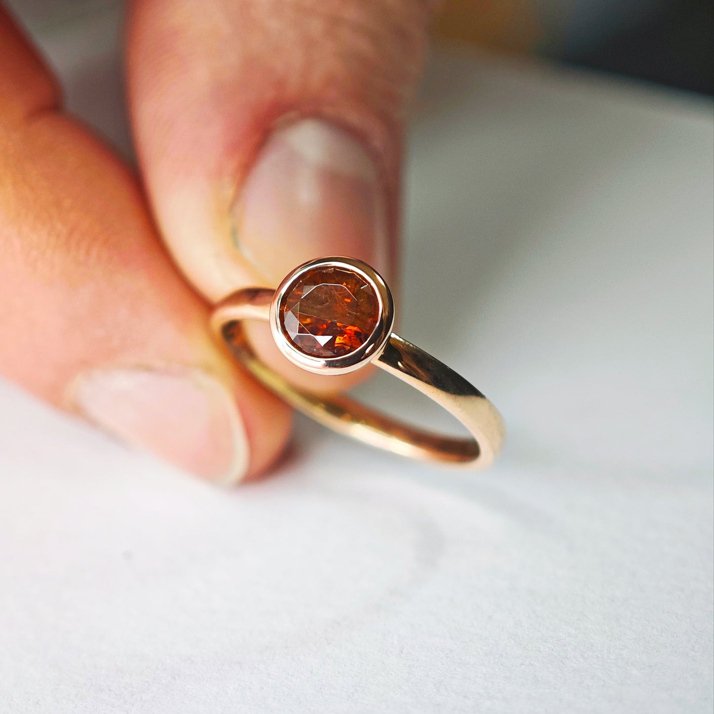 Ring :terra: | Rostrotes Feuer in Rotgold