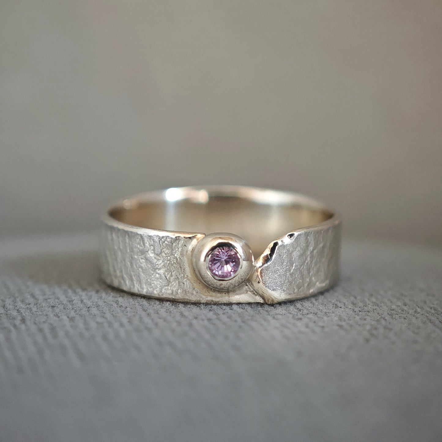 Ring :scape: | Asymmetrisches Unikat mit rosa Saphir