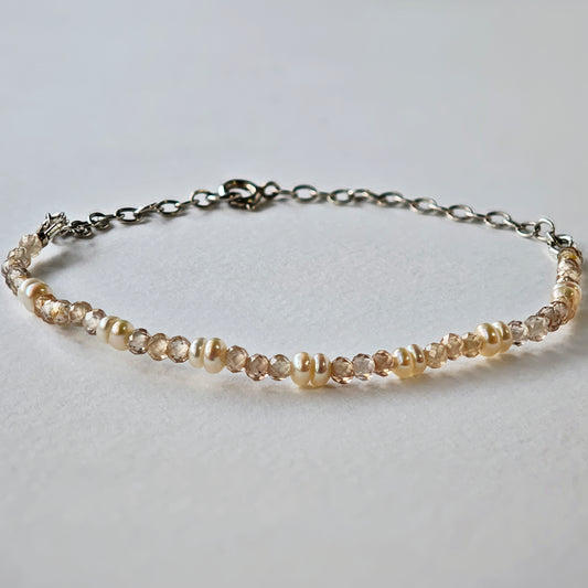 Armschmuck :via: | schmales Edelstein-Armband mit Zirkon & Perle
