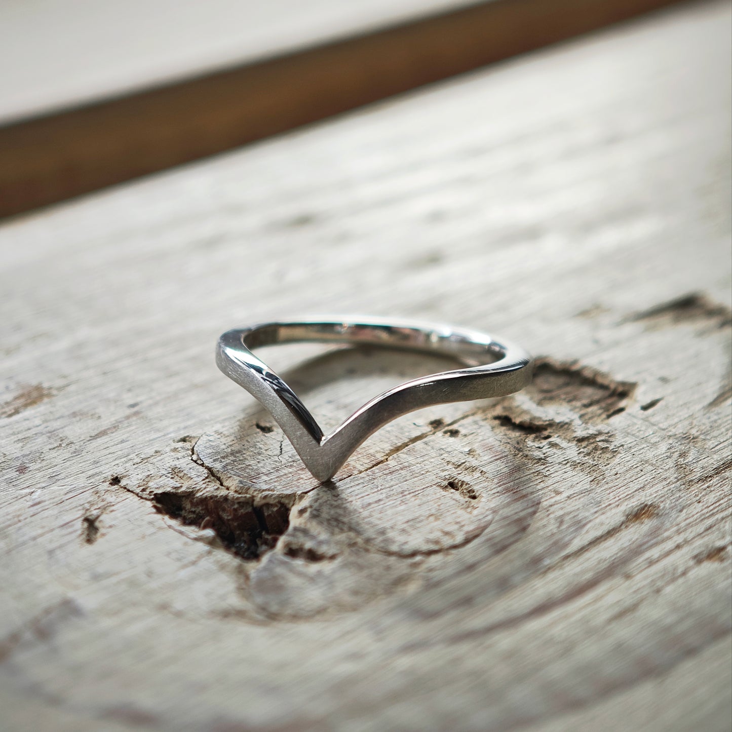 Ring :vale: | mattierter Vorsteckring mit spitzem Schwung