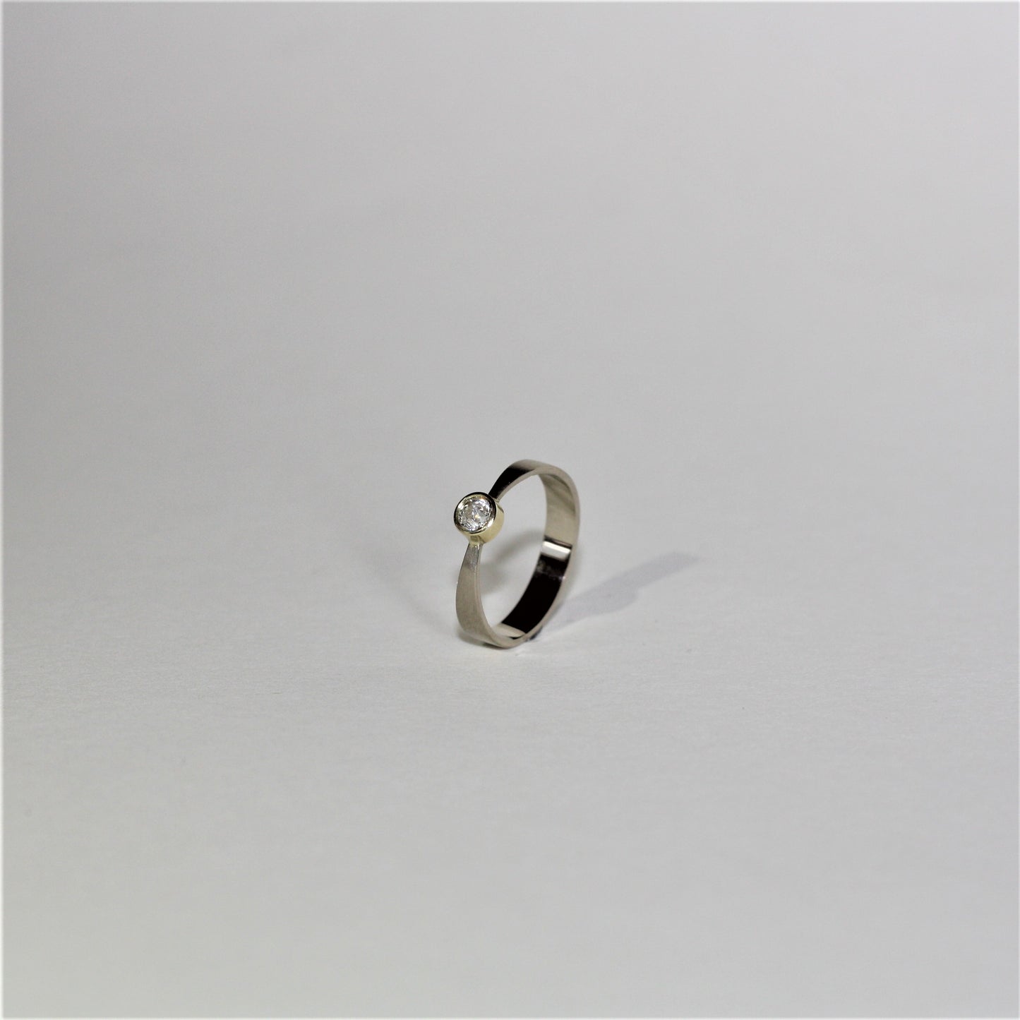 Ring :belle: | Bi-Color Design mit Diamant im Altschliff