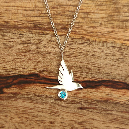 Halsschmuck :bluebird: | Silberkette mit fliegender Vogelsilhouette