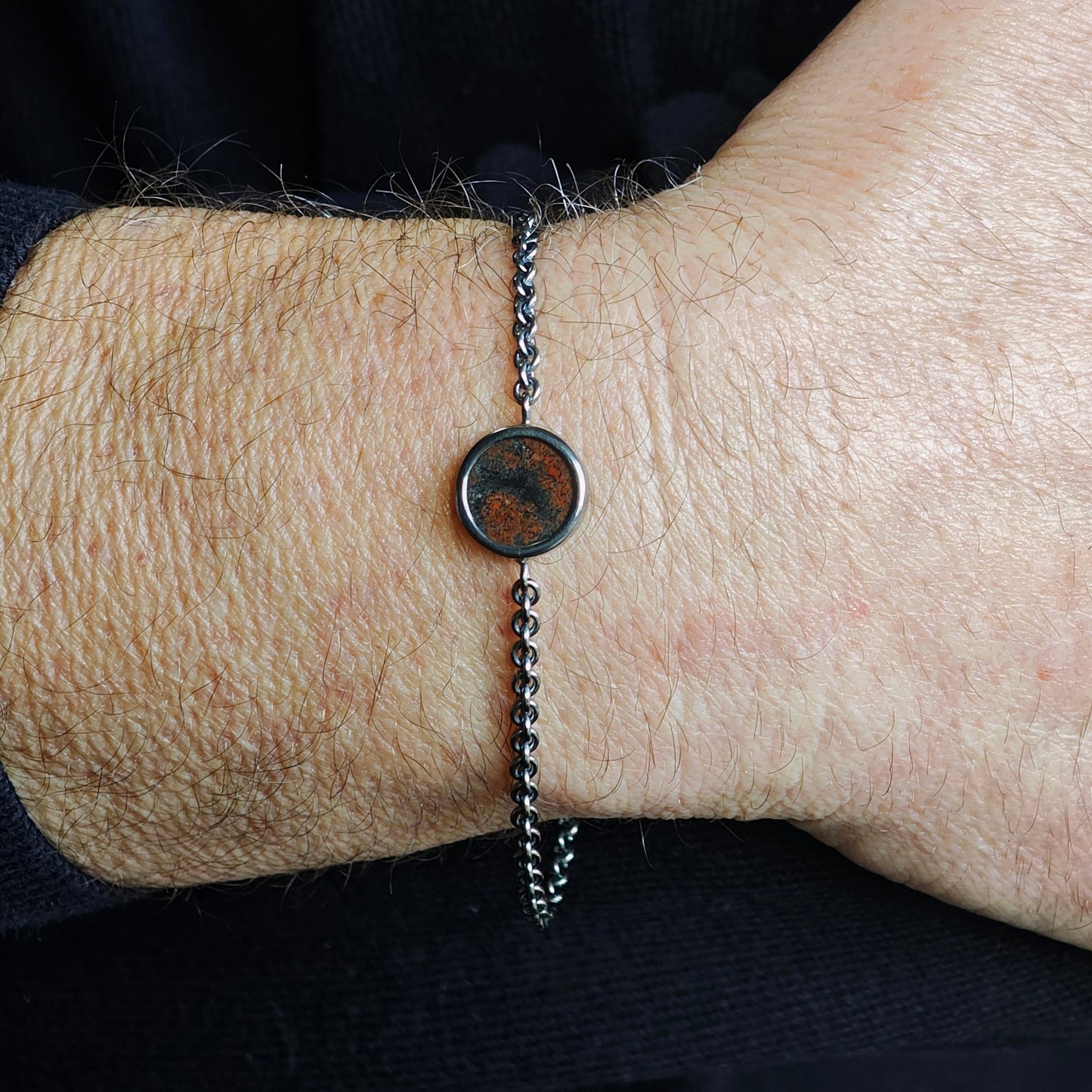 Armschmuck :drago: | Statement mit versteinertem Dino-Knochen