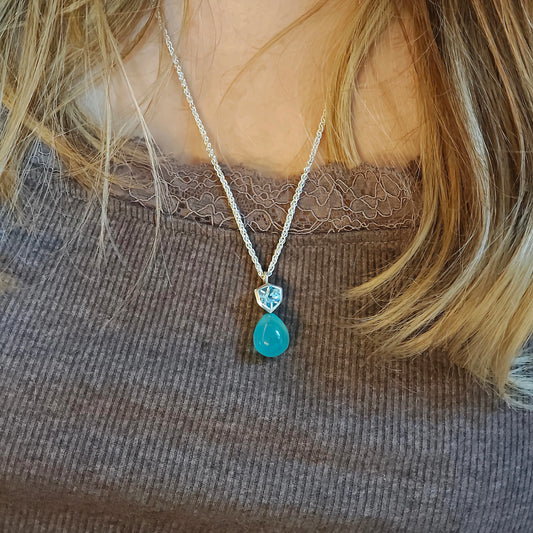 Halsschmuck :flavia: | Blaues Edelstein-Duo aus Topas und Chalcedon