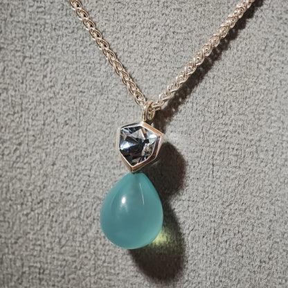 Halsschmuck :flavia: | Blaues Edelstein-Duo aus Topas und Chalcedon