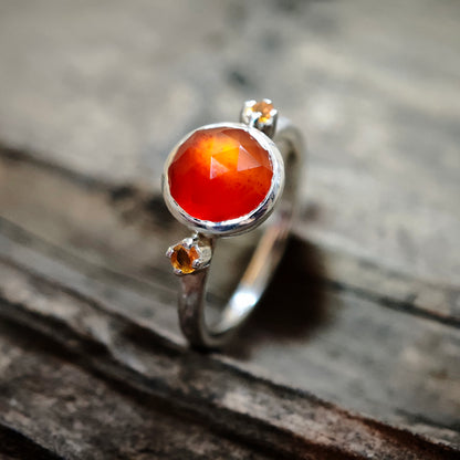 Ring :lava: | Ensemble mit Feuer und handwerklicher Struktur