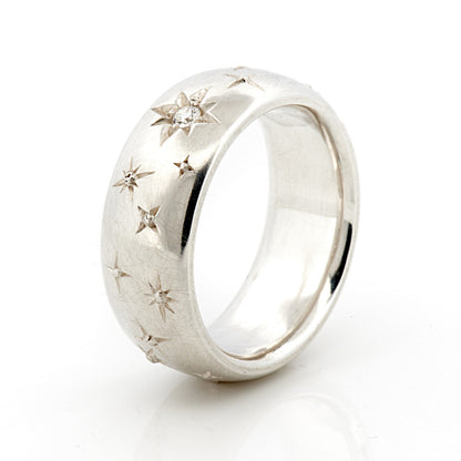Ring :nachthimmel: | Ein ruhiger Moment im Sternenlicht