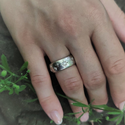 Ring :nachthimmel: | Ein ruhiger Moment im Sternenlicht