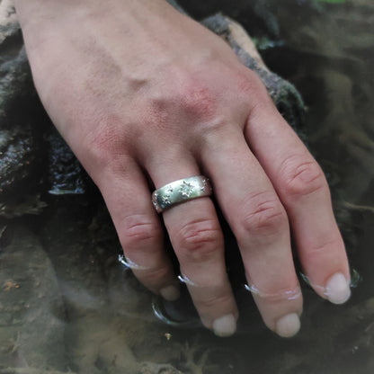 Ring :nachthimmel: | Ein ruhiger Moment im Sternenlicht