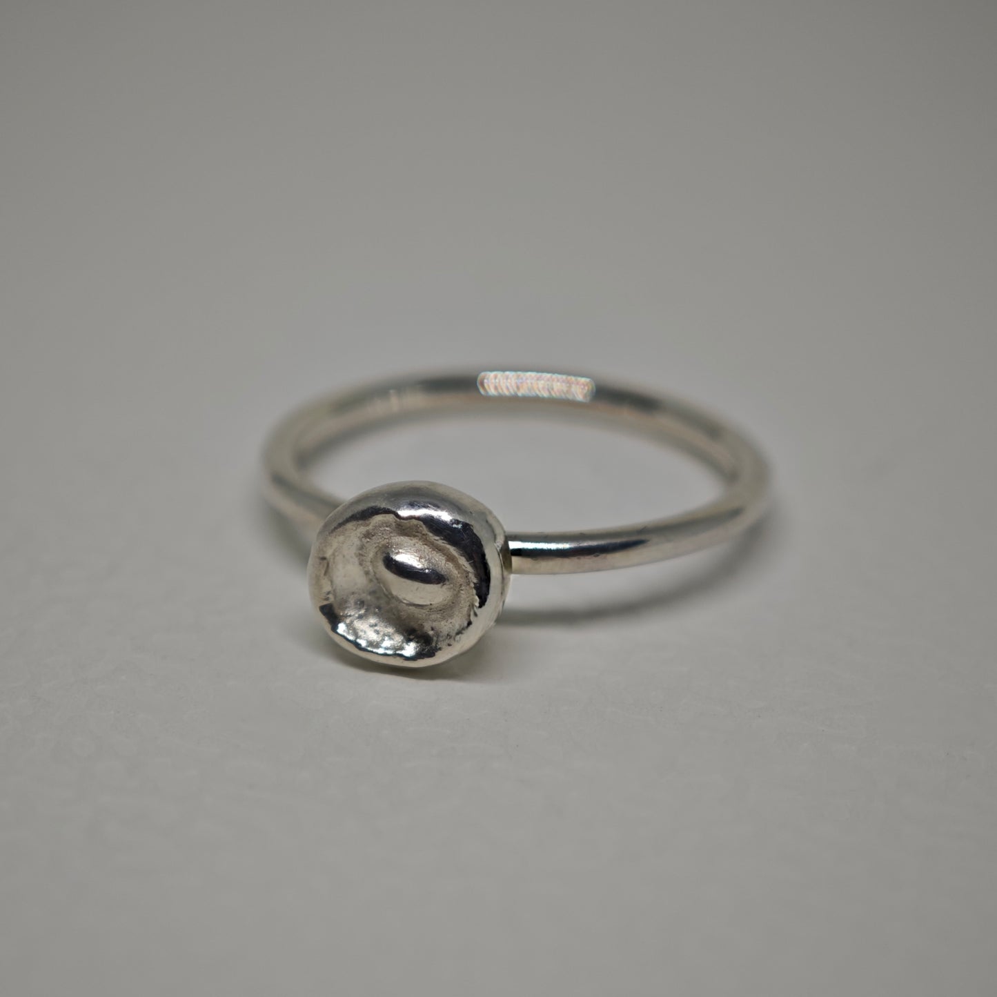 Ring :punto: | Organisches Feinsilber-Fundstück als Ringkopf